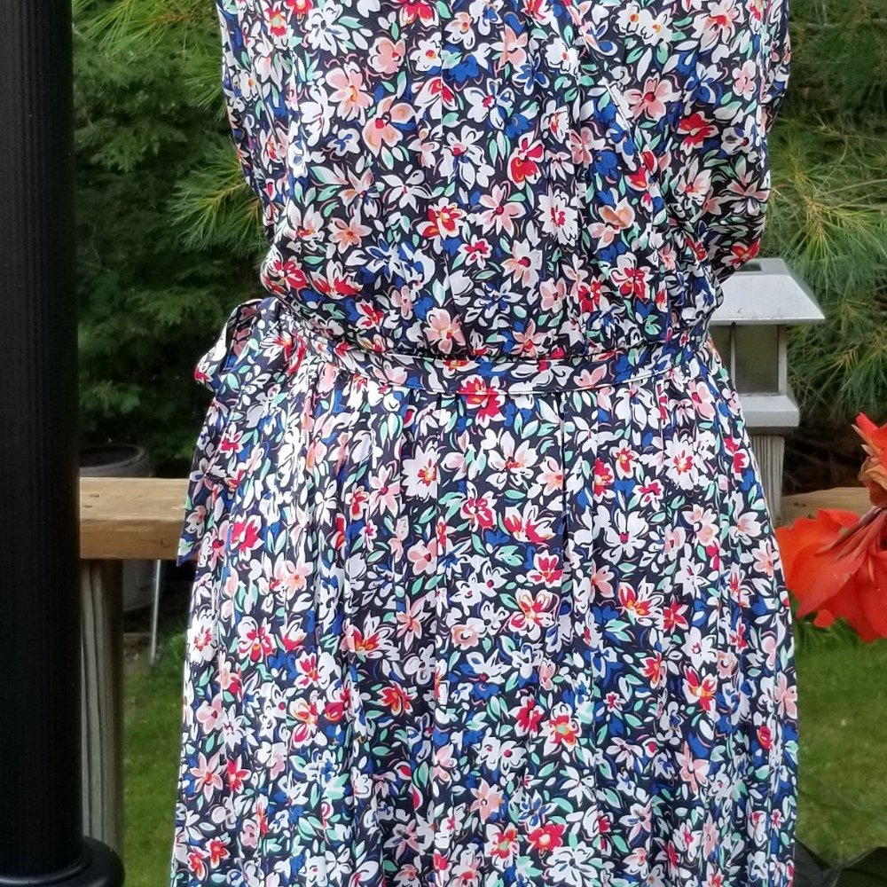 NWT GAP SLEEVELESS DRESS - Picture 8 of 8